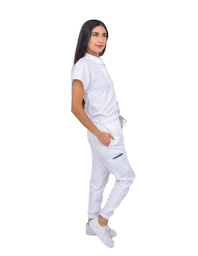 Unifirme Kolorum estilo relajado para mujer