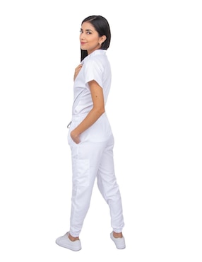 Unifirme Kolorum estilo relajado para mujer