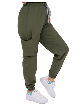 Uniforme Kolorum estilo relajado para mujer