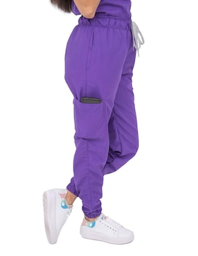 Uniforme Kolorum estilo relajado para mujer