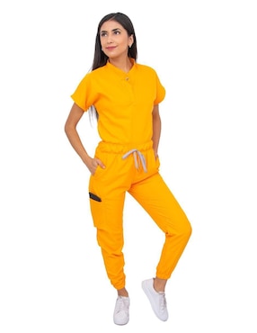 Uniforme Kolorum estilo relajado para mujer