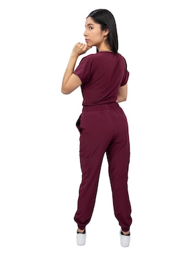 Uniforme Kolorum estilo relajado para mujer