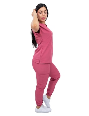 Uniforme Kolorum estilo relajado para mujer