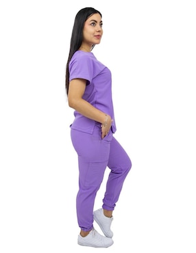 Uniforme Kolorum estilo relajado para mujer