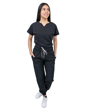 Uniforme Kolorum estilo relajado para mujer