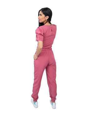 Uniforme Kolorum estilo relajado para mujer