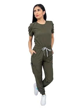 Uniforme Kolorum estilo relajado para mujer