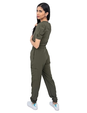 Uniforme Kolorum estilo relajado para mujer