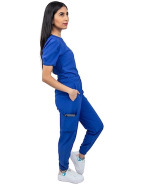 Uniforme Kolorum estilo relajado para mujer