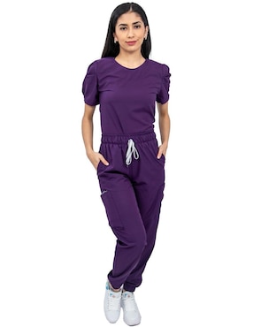 Uniforme Kolorum estilo relajado para mujer