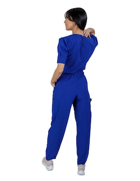Uniforme Kolorum estilo relajado para mujer