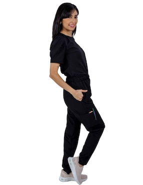 Uniforme Kolorum estilo relajado para mujer