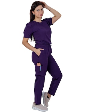 Uniforme Kolorum estilo relajado para mujer