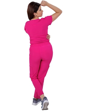 Uniforme Kolorum estilo relajado para mujer