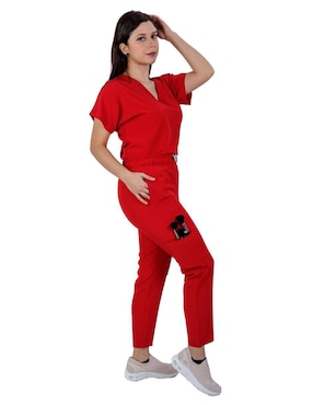 Uniforme Kolorum estilo relajado para mujer