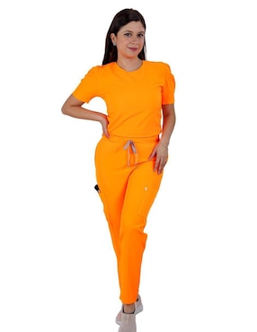 Uniforme Kolorum estilo relajado para mujer