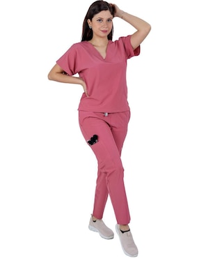 Uniforme Kolorum estilo relajado para mujer