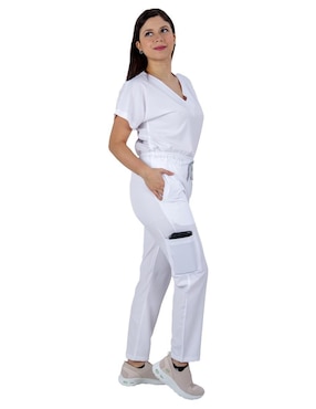 Uniforme Kolorum estilo relajado para mujer