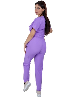 Uniforme Kolorum estilo relajado para mujer
