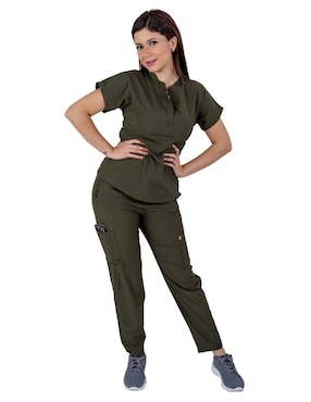 Uniforme Kolorum estilo relajado para mujer