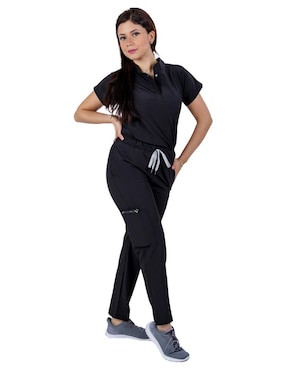 Uniforme Kolorum estilo relajado para mujer