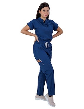 Uniforme Kolorum estilo relajado para mujer