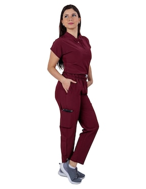 Uniforme Kolorum estilo relajado para mujer