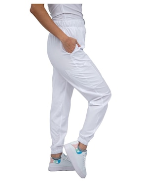 Uniforme Kolorum para mujer
