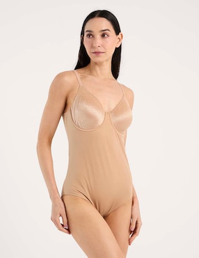 Imagen de producto Faja body Wacoal con compresión media para mujer