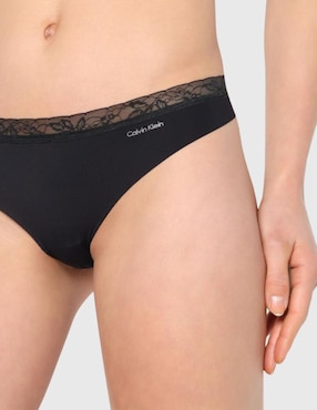 Tanga Calvin Klein para mujer