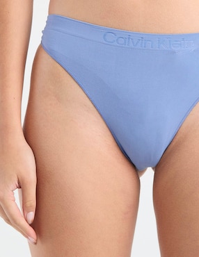 Tanga Calvin Klein para mujer