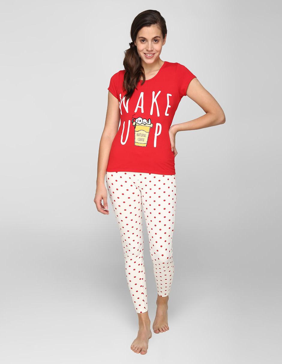 Conjunto pijama Snoopy rojo en Liverpool