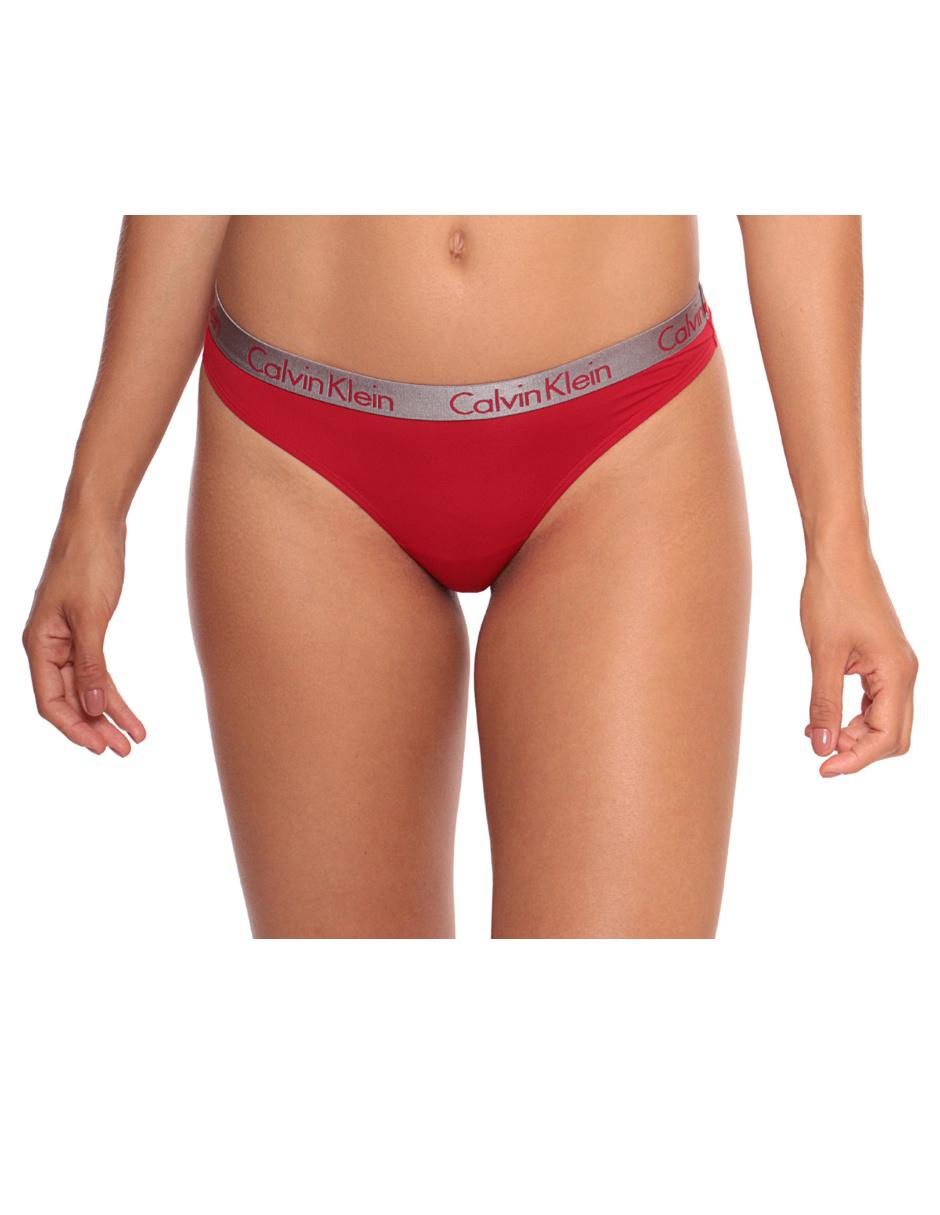 Venta mujeres en tanga roja en stock