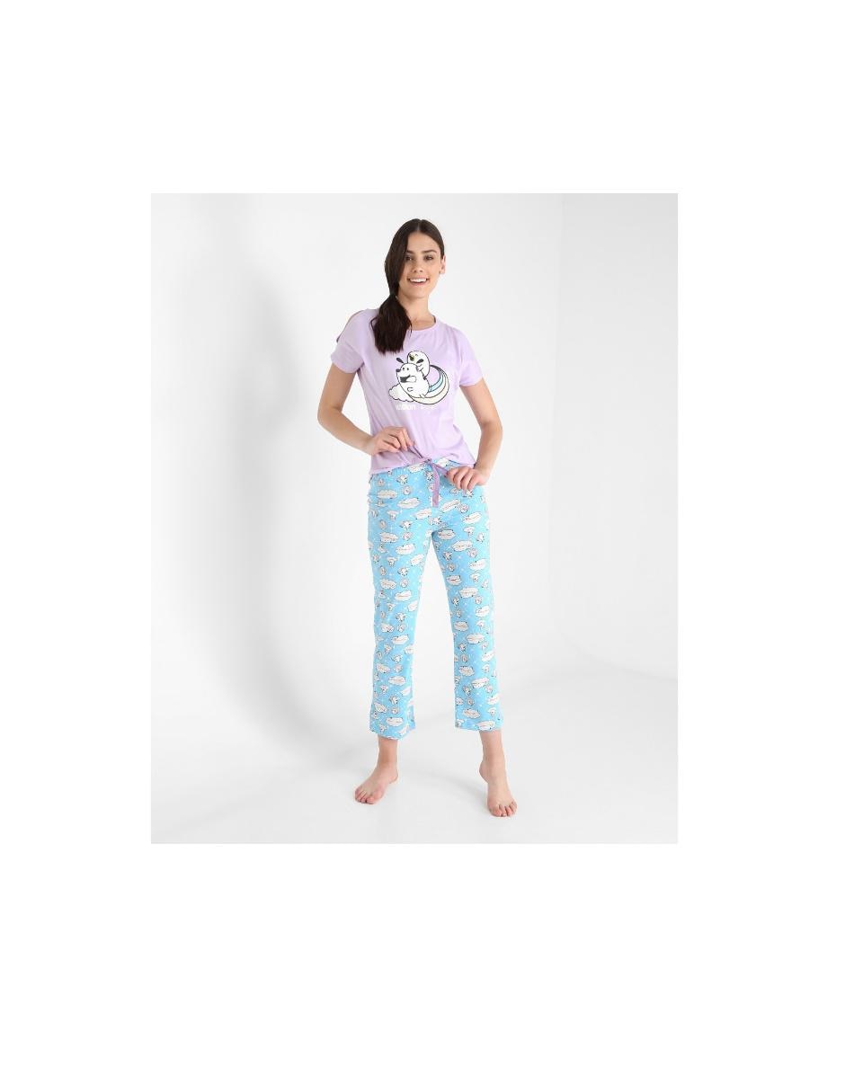 Conjunto pijama Mostropi con diseño gráfico en Liverpool