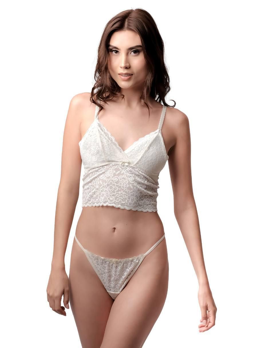Conjunto de bra y panty de encaje