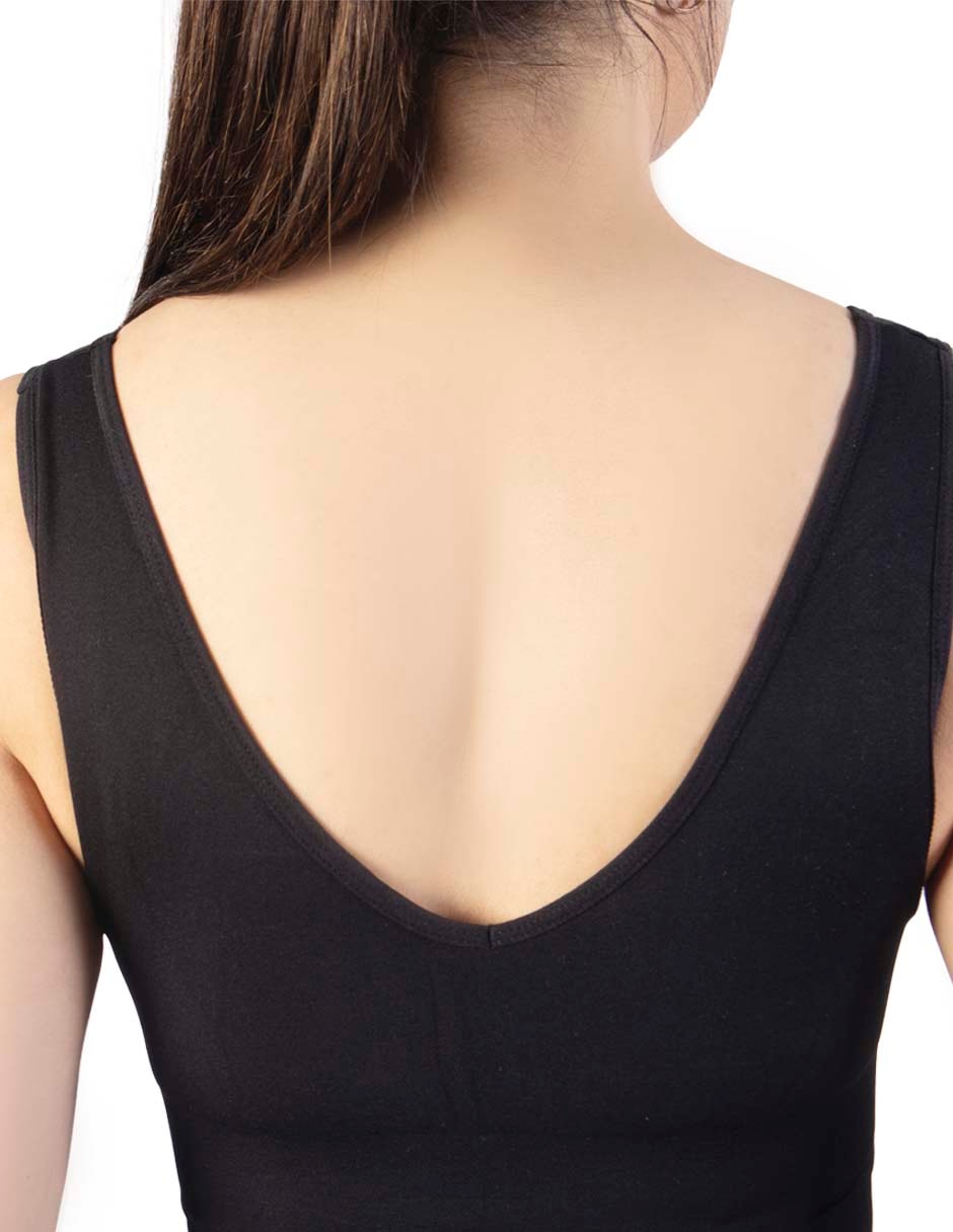 Camiseta Oscar Hackman cuello V