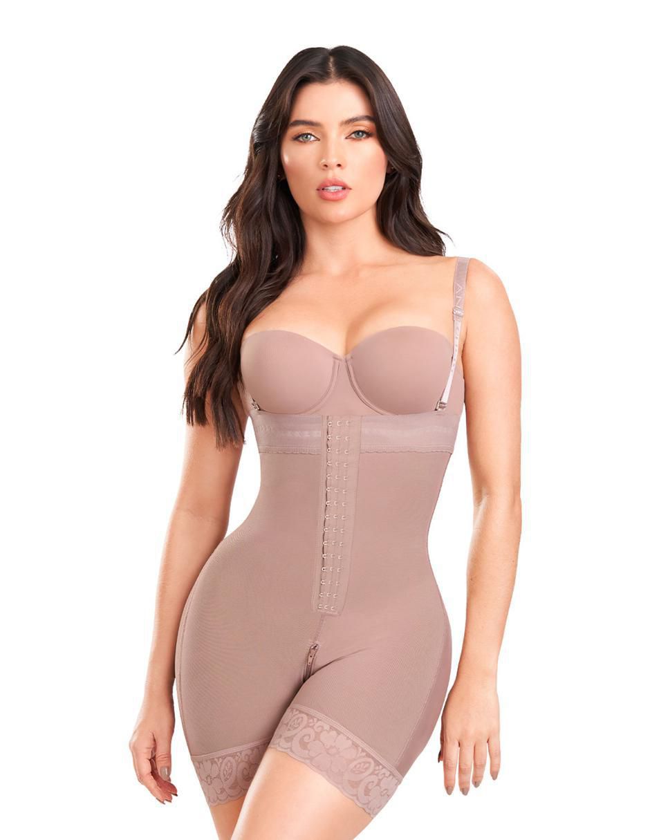 Faja tipo short con compresión media para mujer Faja tipo short con compresión media para mujer