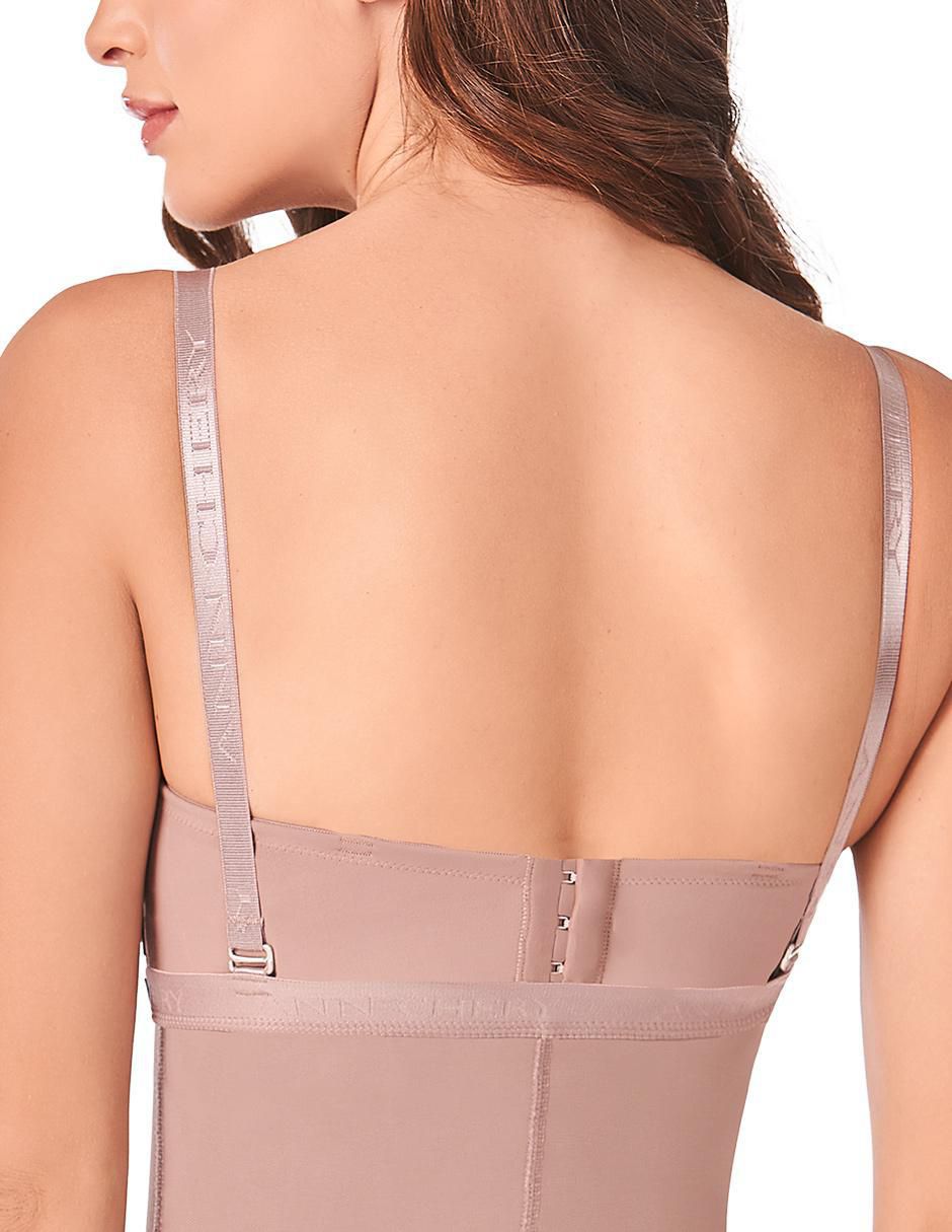 Faja tipo short con compresión media para mujer 8