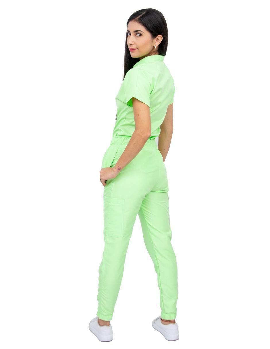 Uniforme estilo regular para mujer 3