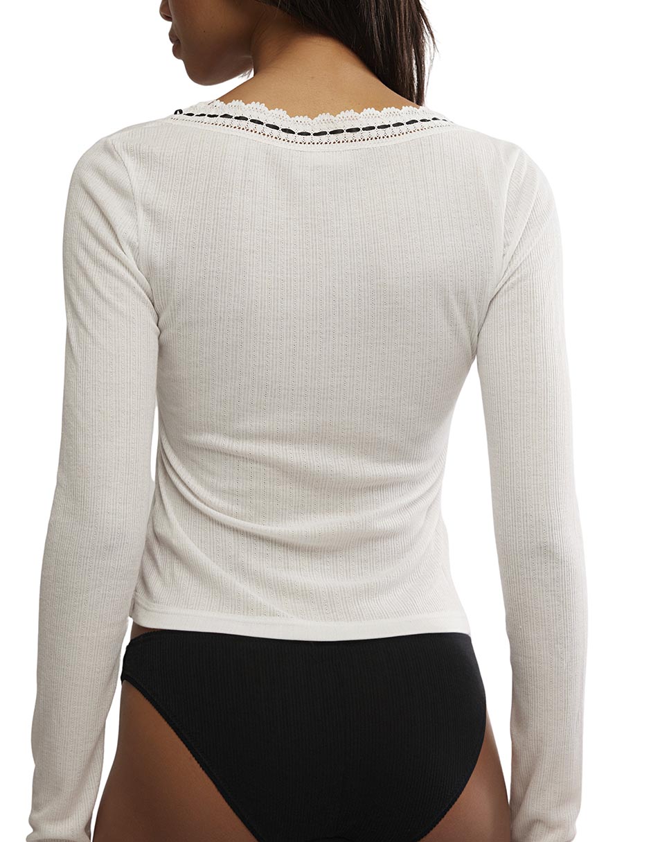Playera manga larga cuello con escote para mujer 4