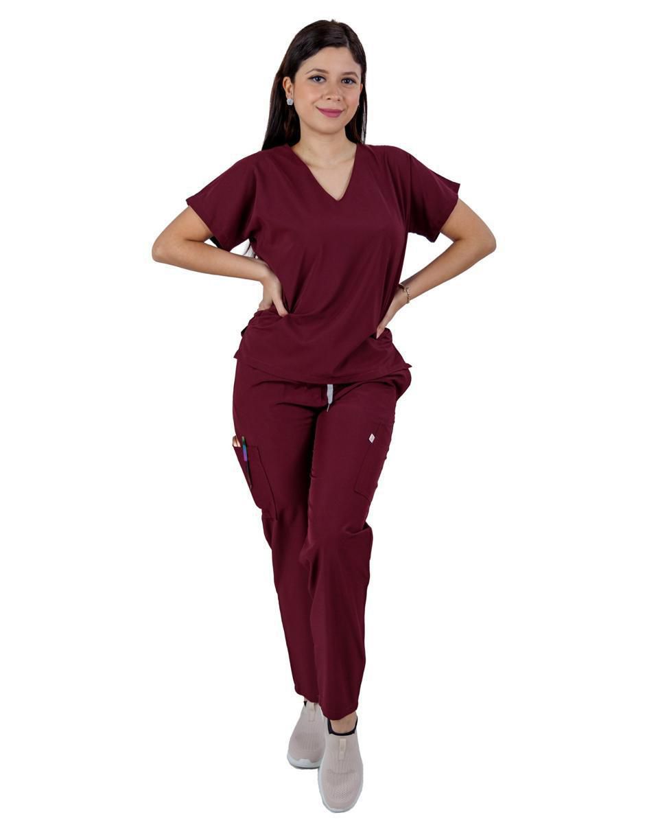 Uniforme estilo relajado para mujer Uniforme estilo relajado para mujer