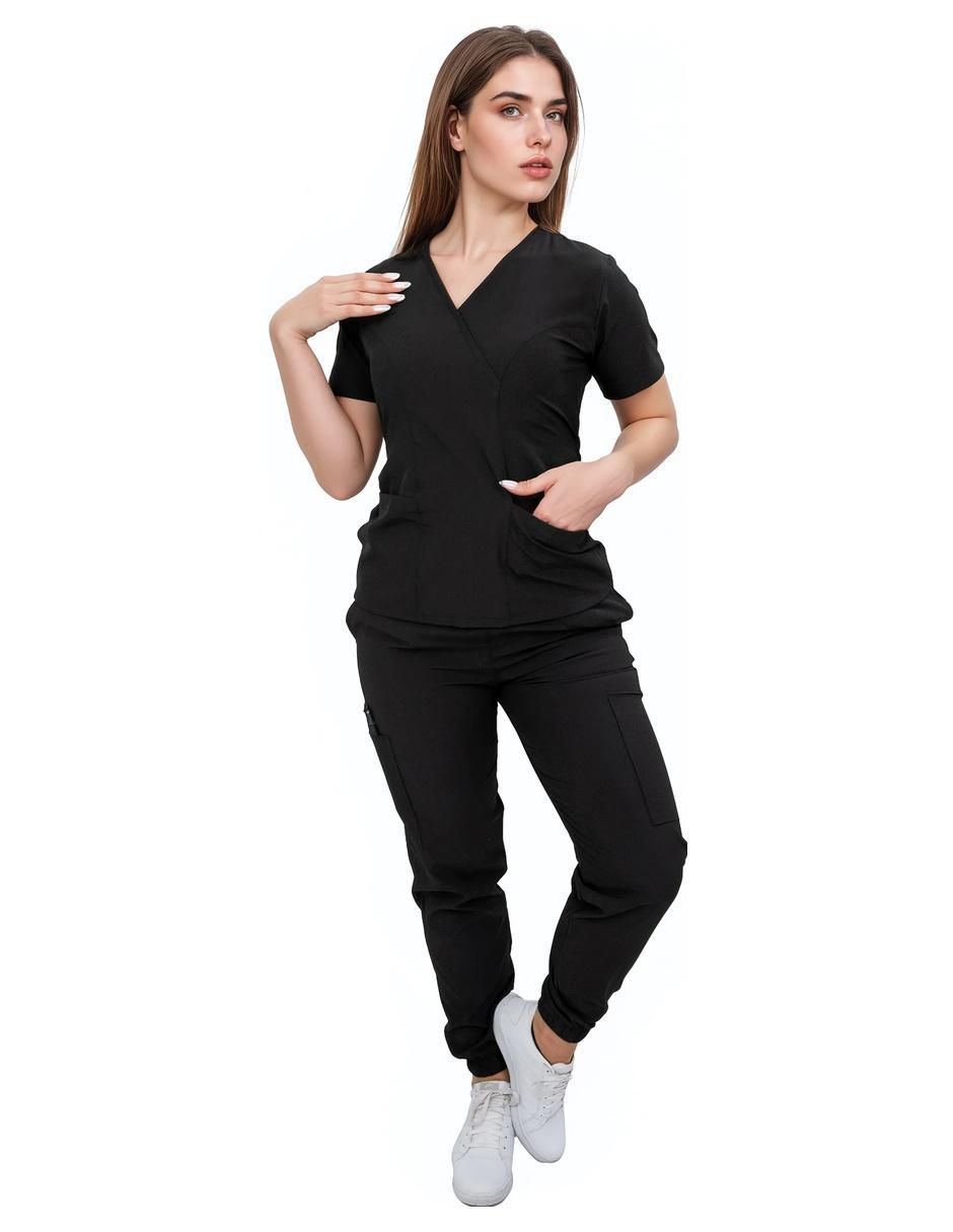 Uniforme estilo relajado para mujer