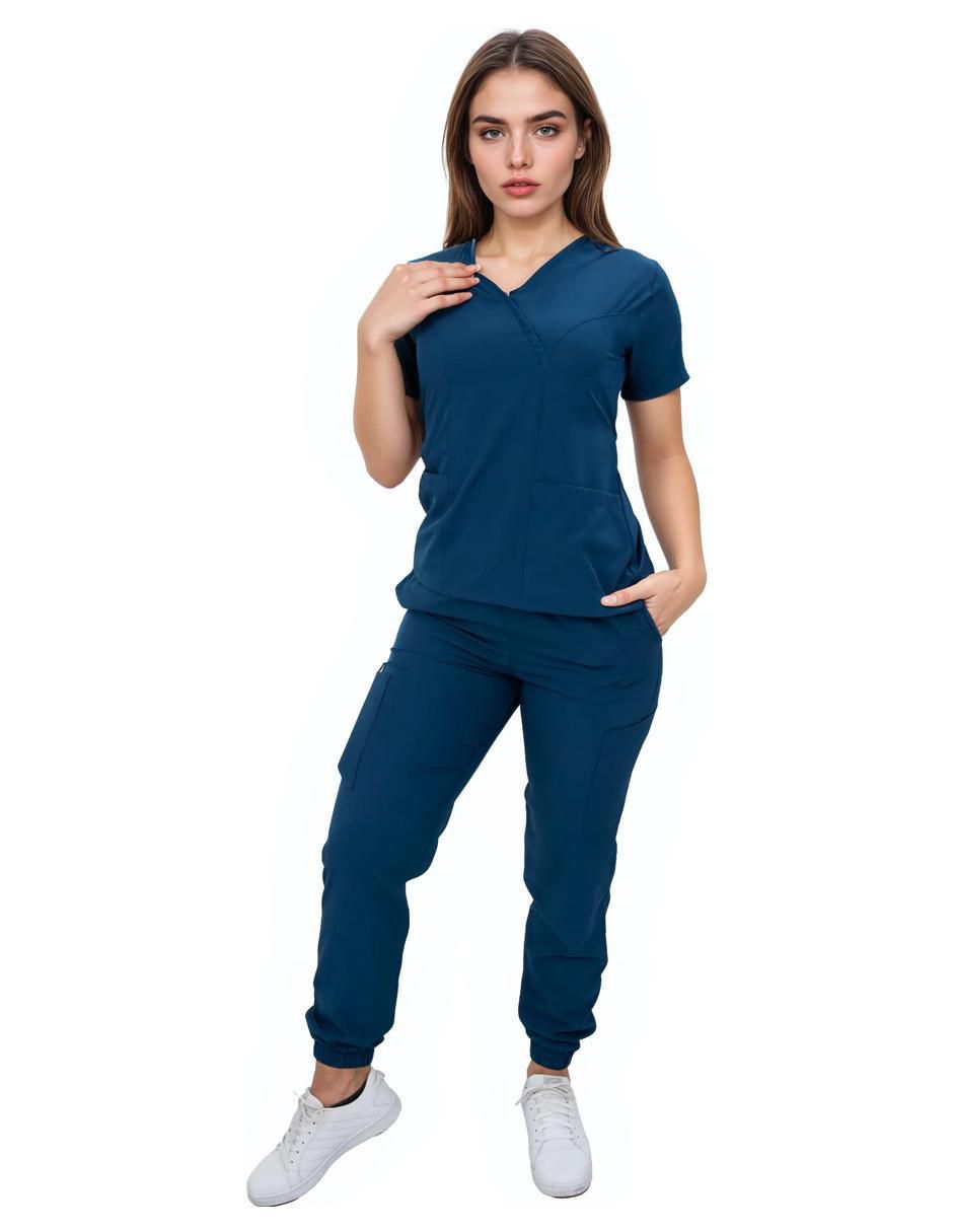Uniforme estilo relajado para mujer Uniforme estilo relajado para mujer