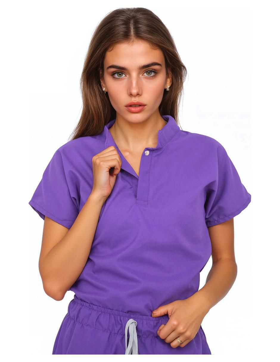 Uniforme estilo relajado para mujer 2