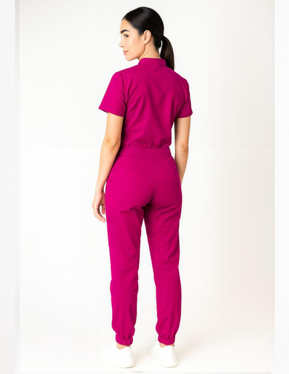 Uniforme Medizin estilo relajado para mujer 3