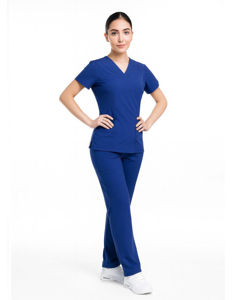 Uniforme estilo relajado para mujer
