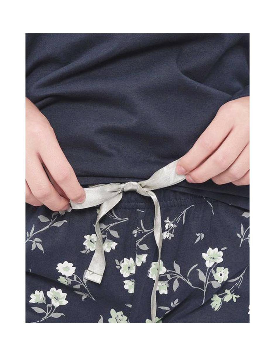 Conjunto pijama Flores para mujer 4