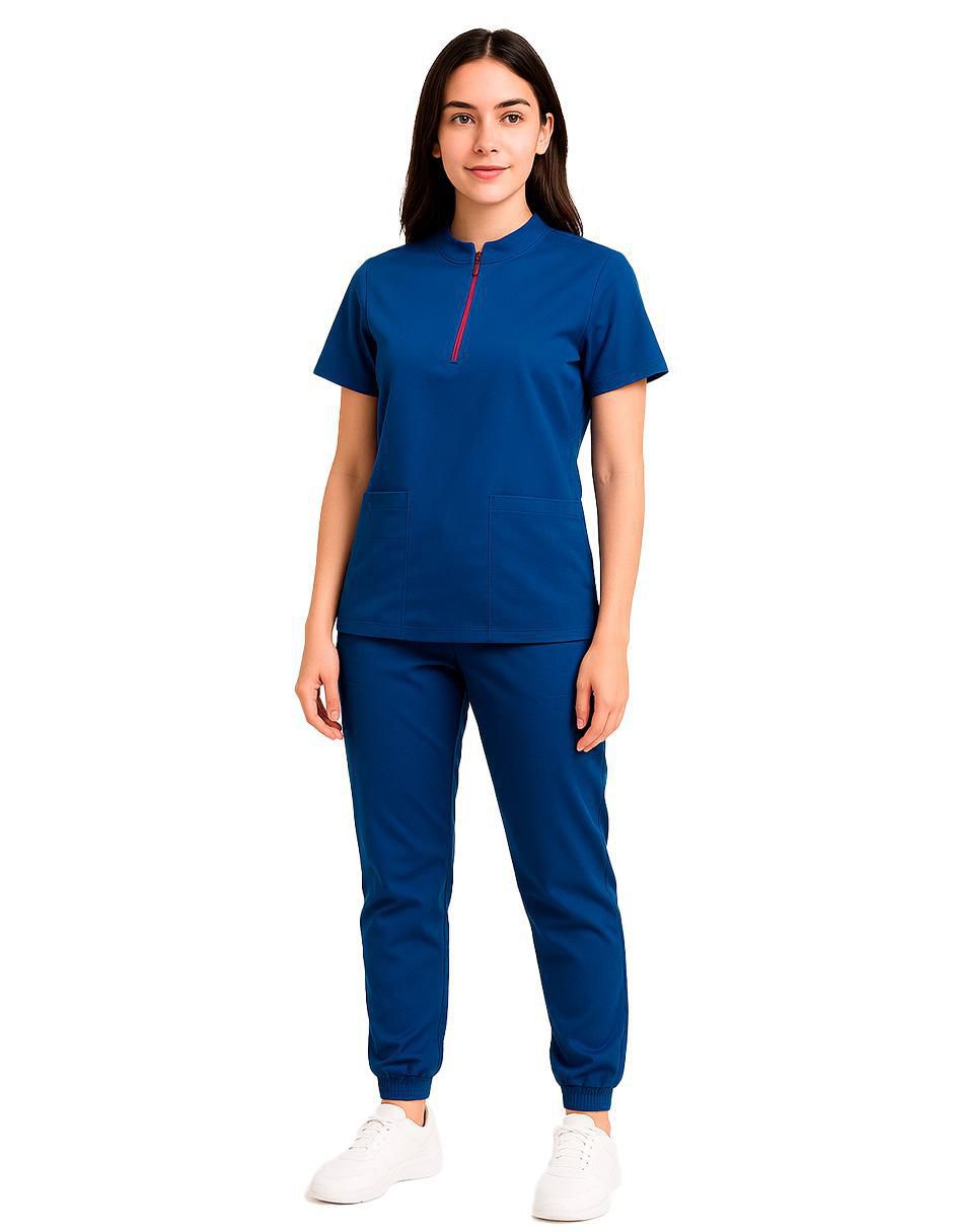Uniforme estilo relajado para mujer
