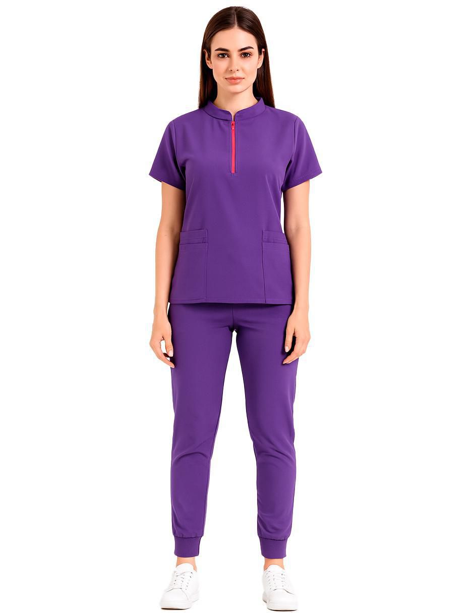 Uniforme estilo relajado para mujer 2