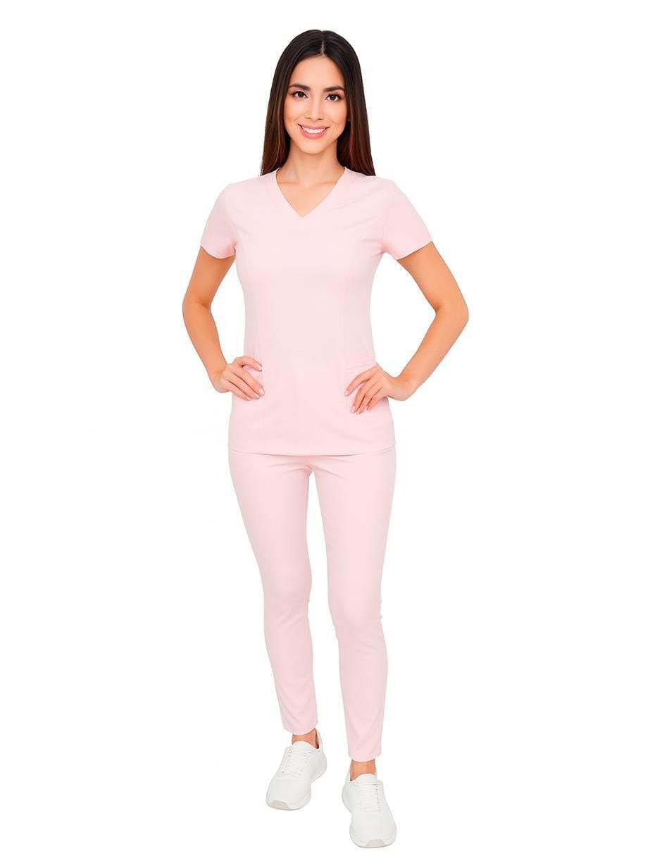 Uniforme estilo relajado para mujer 2